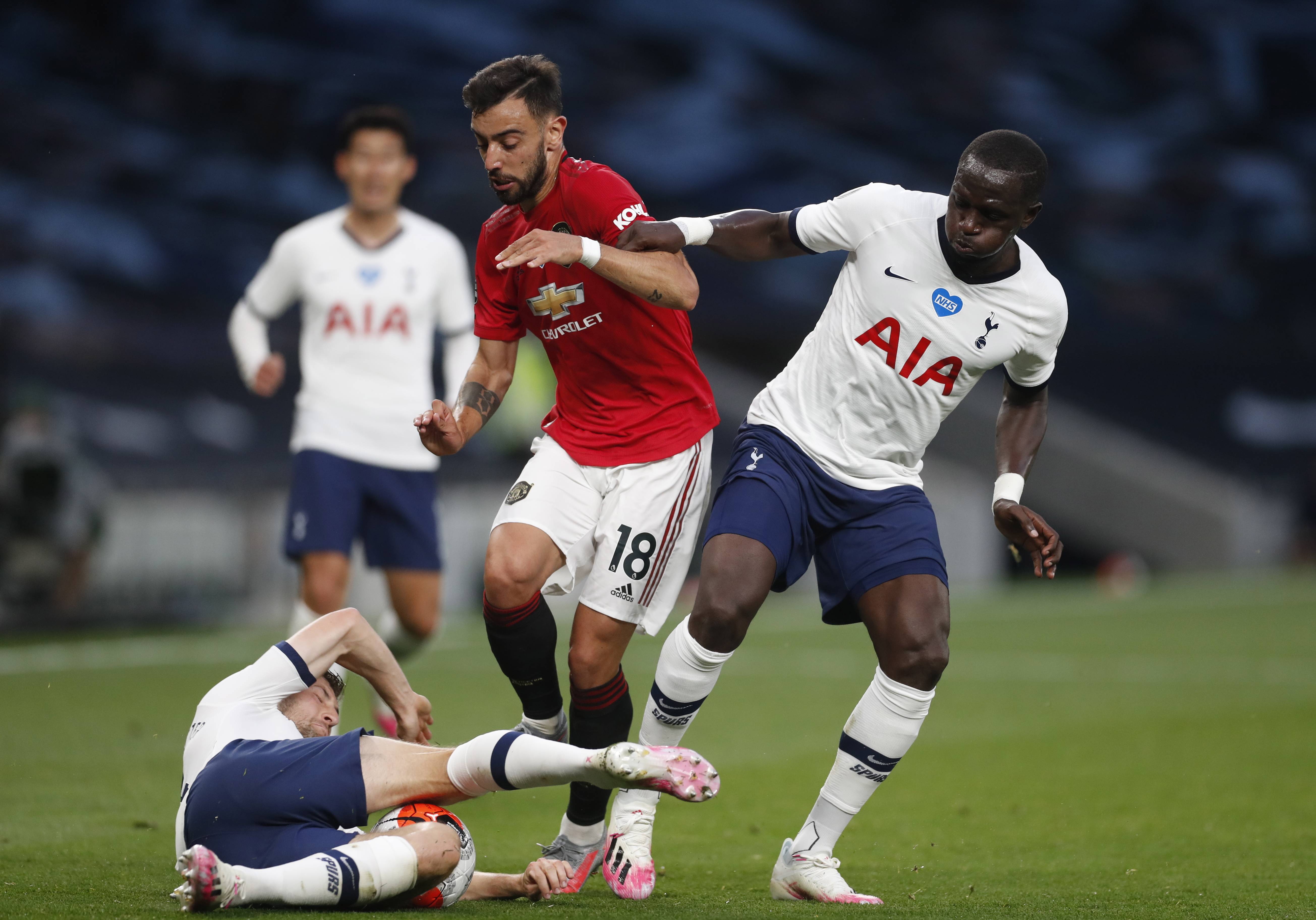 现引领球队 现引领球队