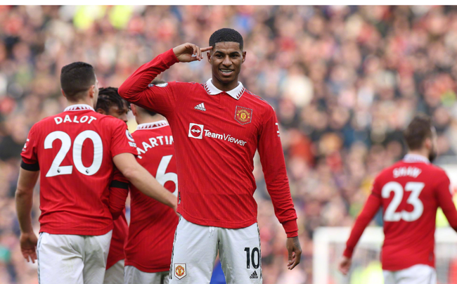 保持紧密联 保持紧密联